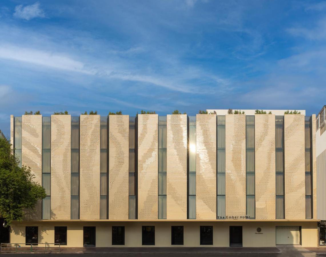 The Gravitique Hotel Khaosan Bangkok Exterior photo