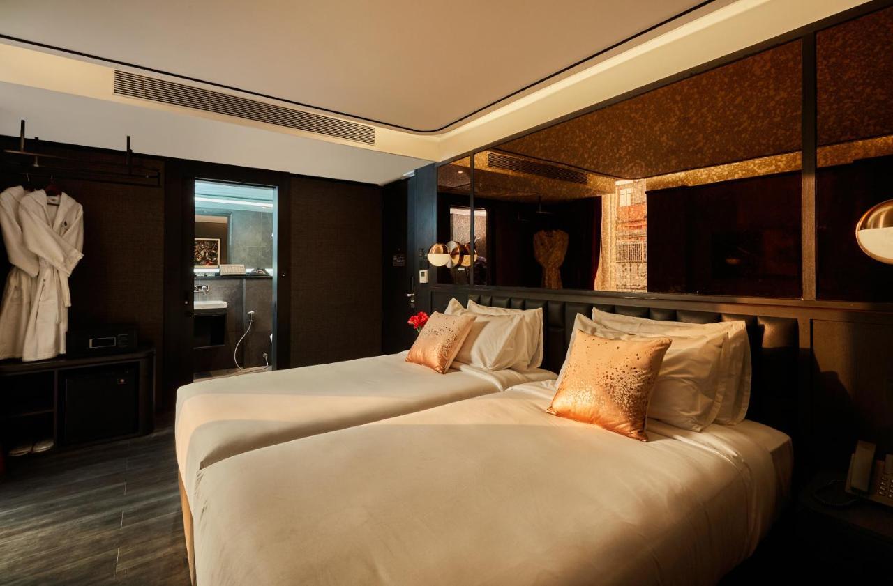The Gravitique Hotel Khaosan Bangkok Exterior photo